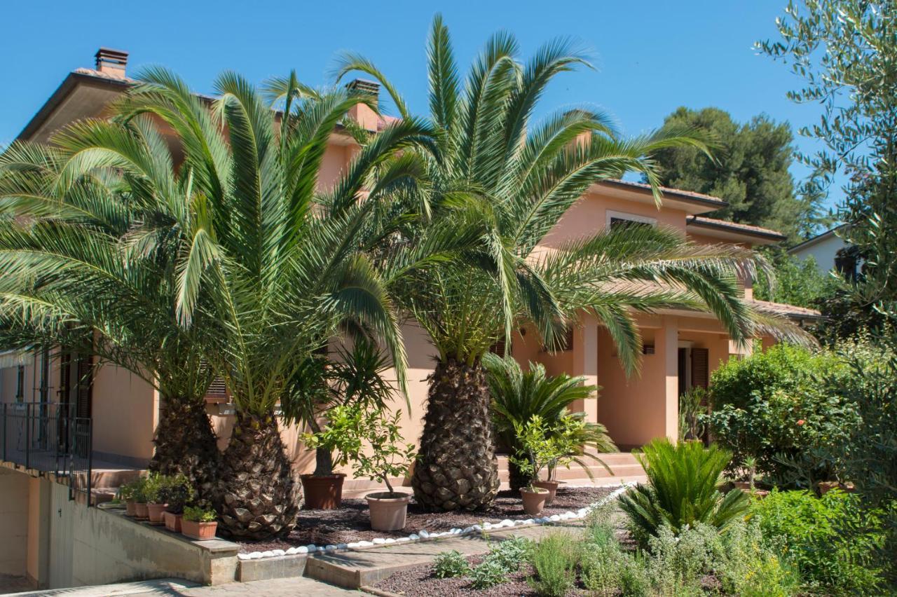Villa Alida Casa Vacanze Foligno Exterior foto