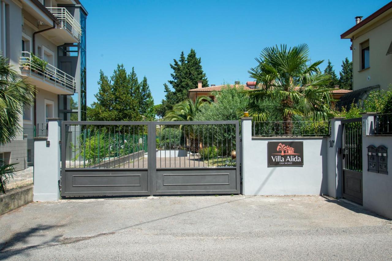 Villa Alida Casa Vacanze Foligno Exterior foto